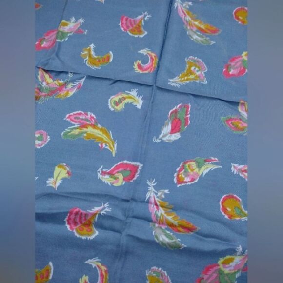 Liberty of London Vintage Silk Scarf Feathers - Picture 10 of 15